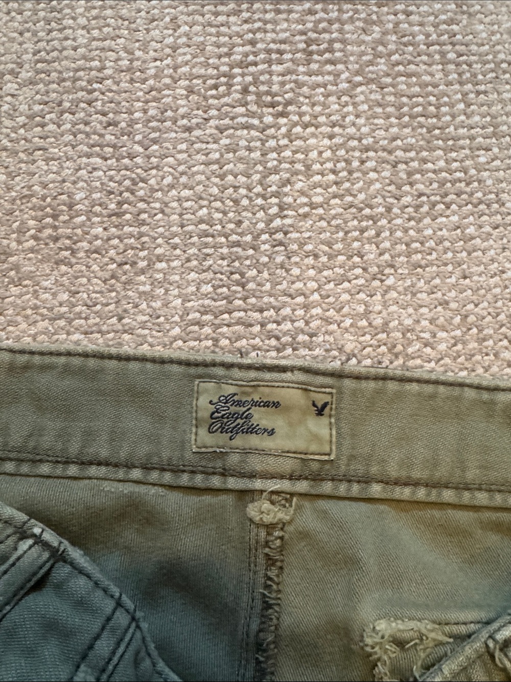 American Eagle Outfitters Olive Green Cargo Shorts with Frayed Hem - Picture 2 of 3